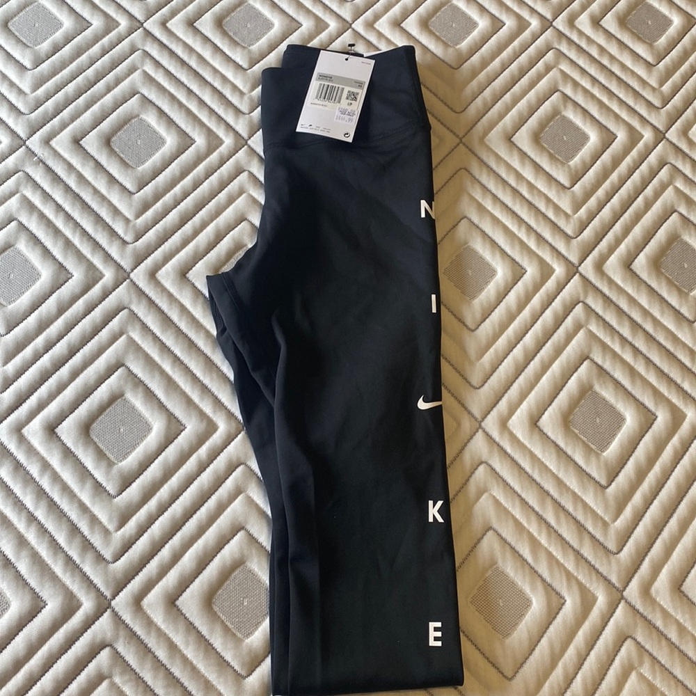 Nike leggings